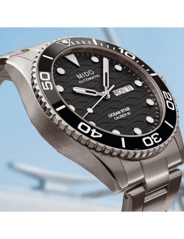 MIDO - OCEAN STAR 200C TITANIO NERO M0424304405100